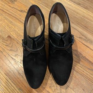 women’s Franco Sarto size 8 leather and suede heels Black